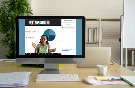 4-smb-guided-tour-presenting-in-front-of-slides-framed-on-desktop-complete